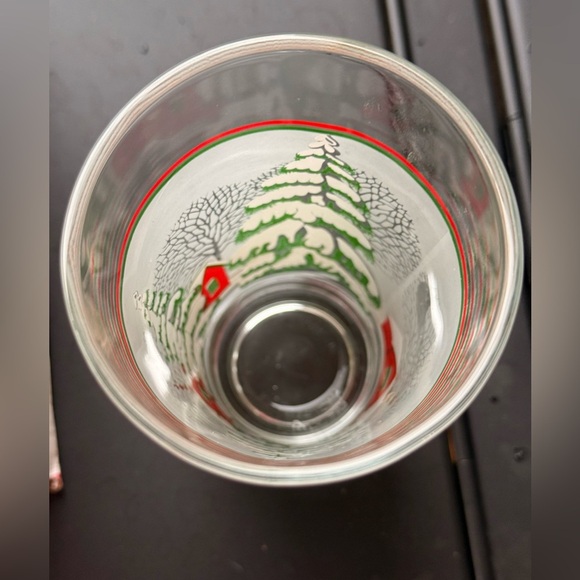 Christmas Set Of 4, 16oz Decorative Tumblers With Christmas Trees And Houses - Picture 5 of 6